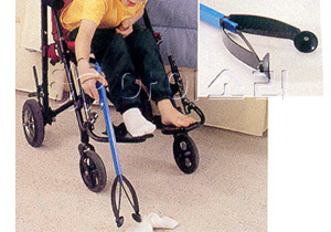 장애인 보조기기 사용모습