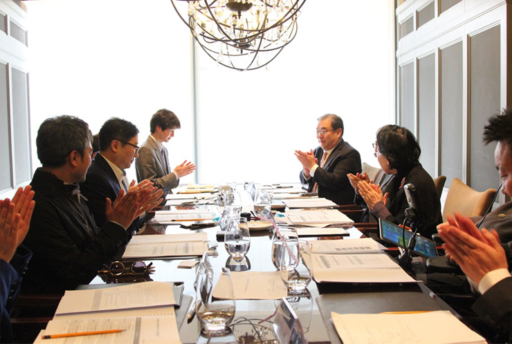 위원회 회의모습